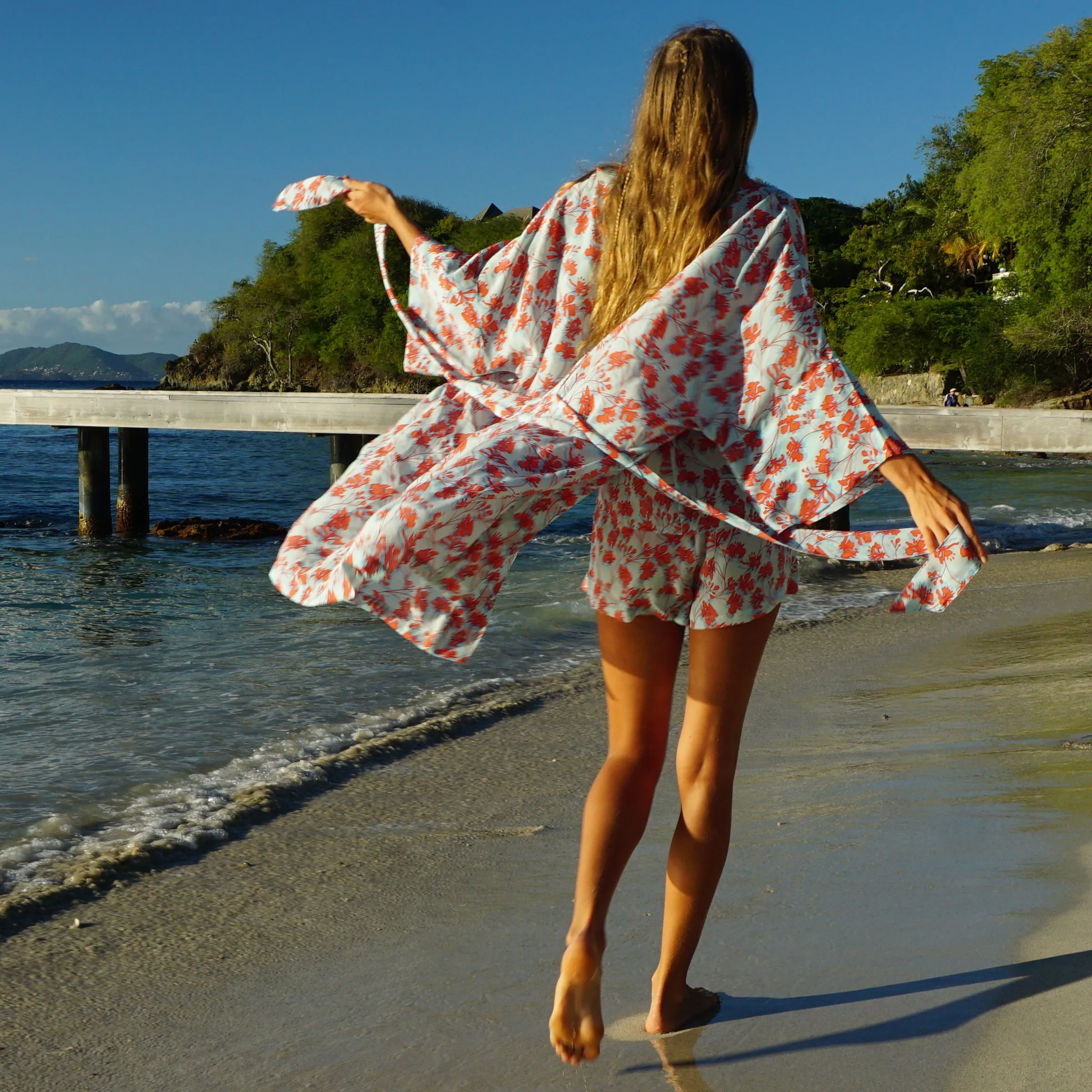 Bed-to-Beach set (Robe, Top & Shorts): FLAMBOYANT FLOWER - ORANGE