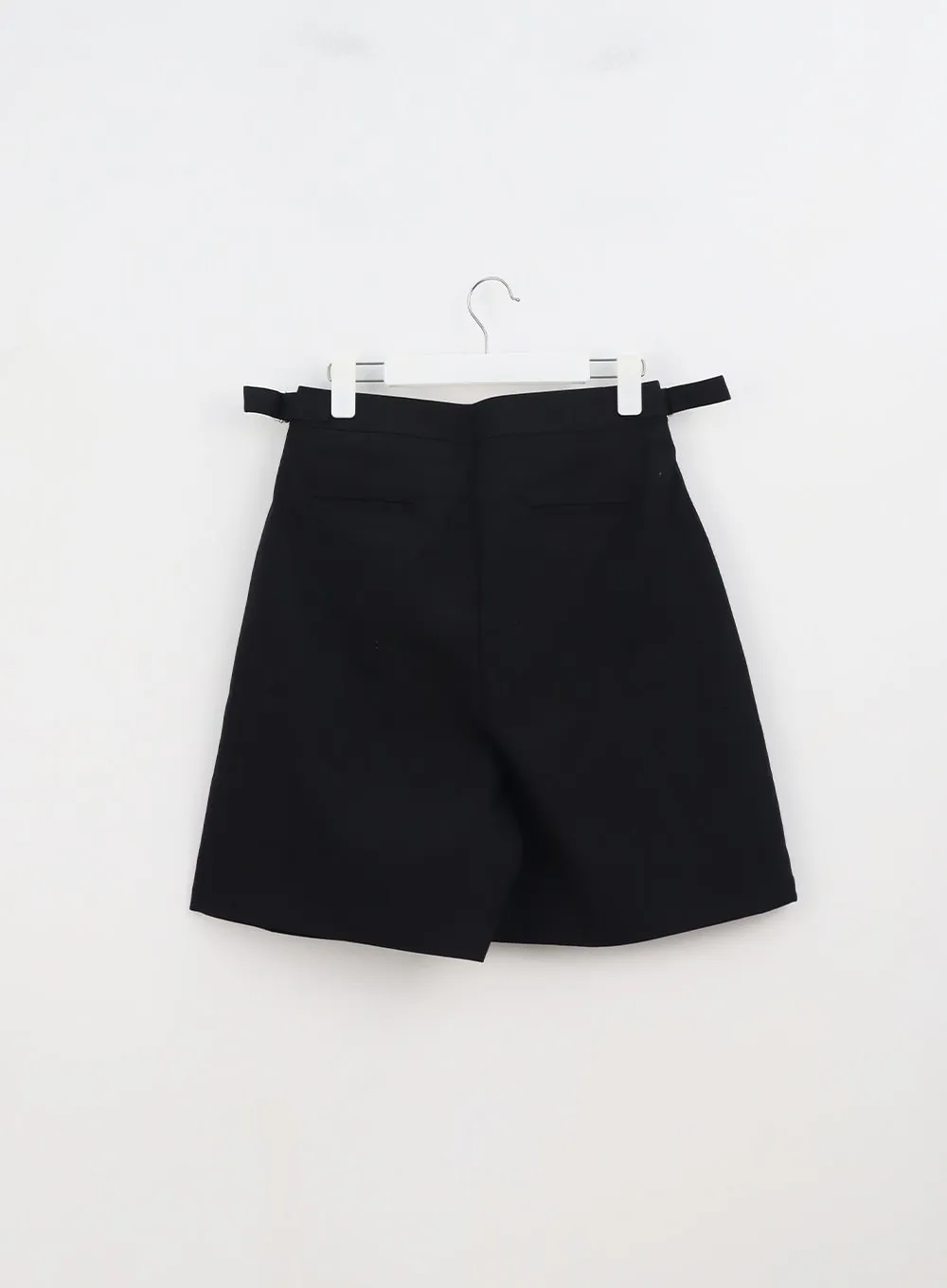 Buckle Bermuda Shorts BA313