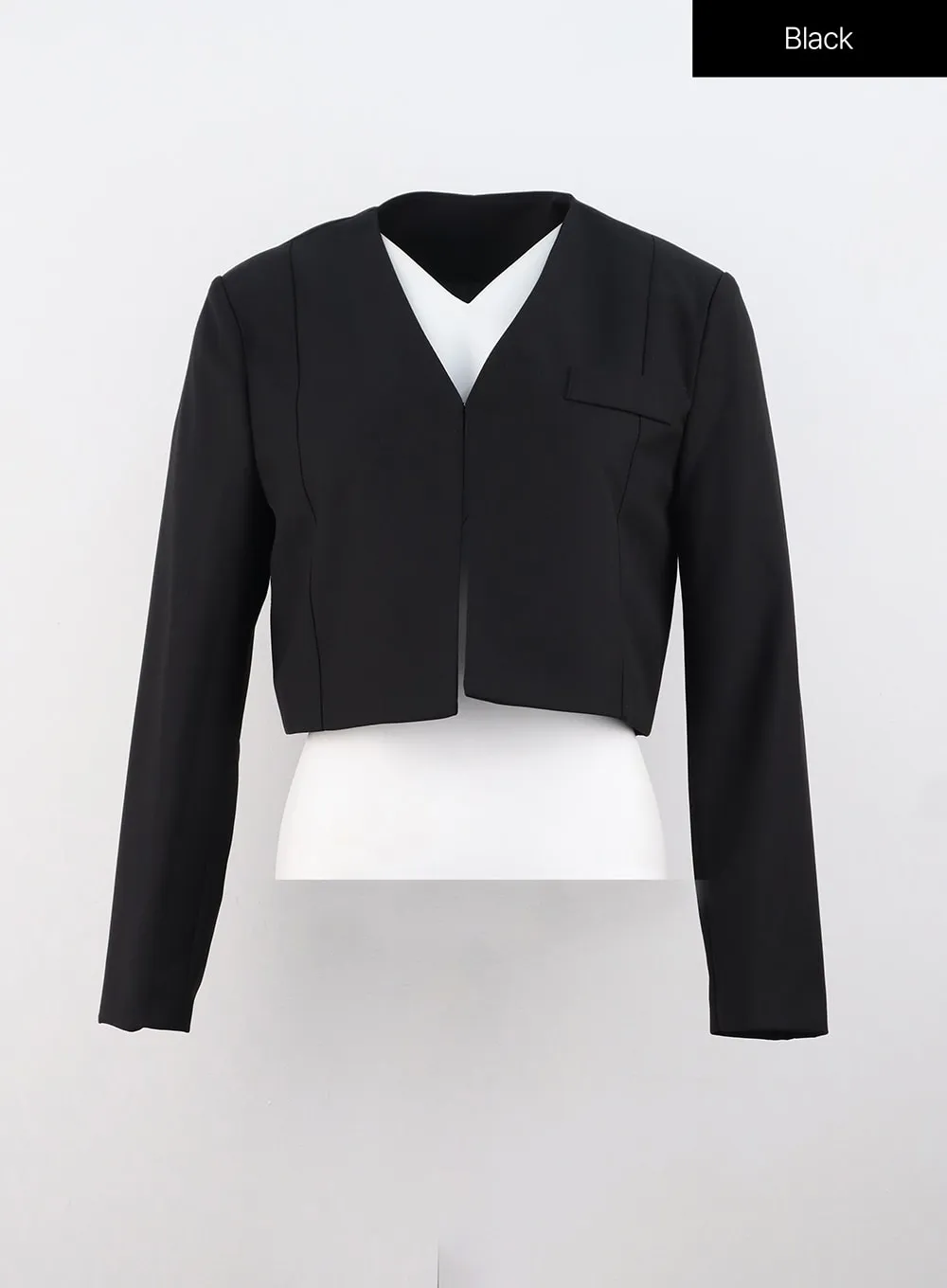 Collarless Cropped Blazer IS315