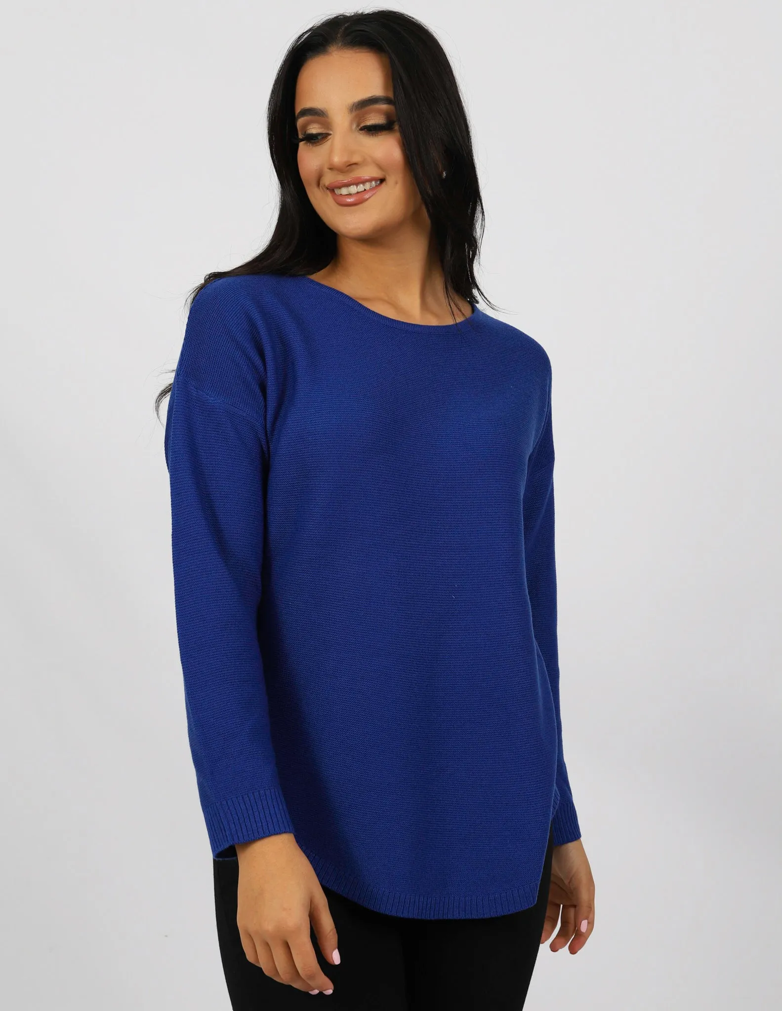 Curved Hem Pullover Knit Top - Dark Shades