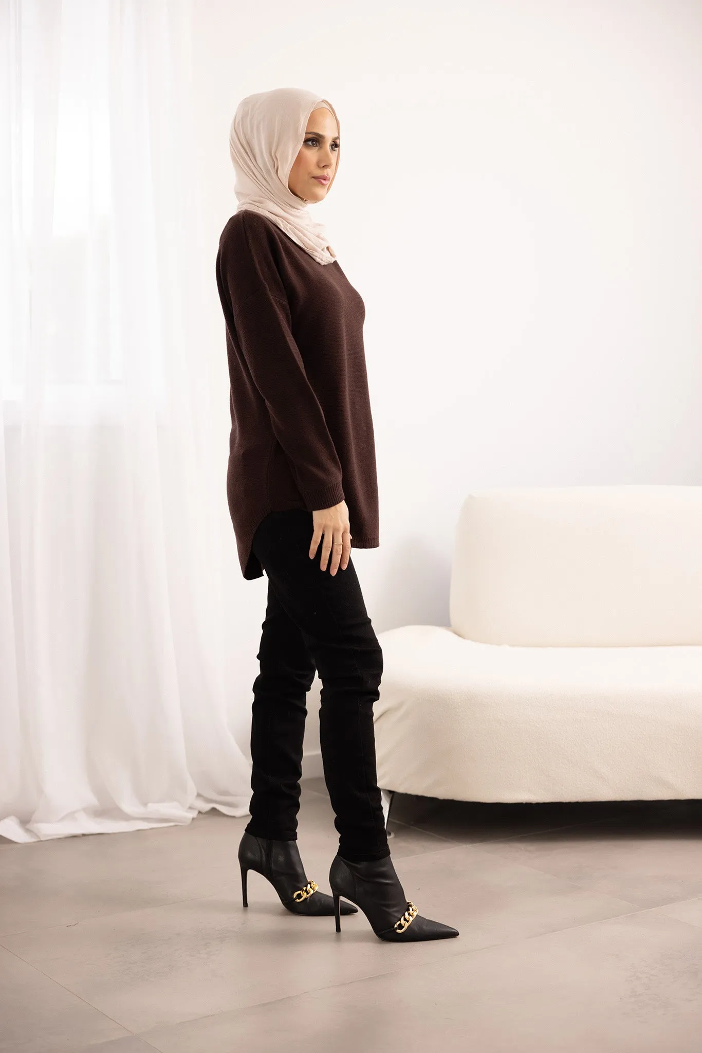 Curved Hem Pullover Knit Top - Dark Shades