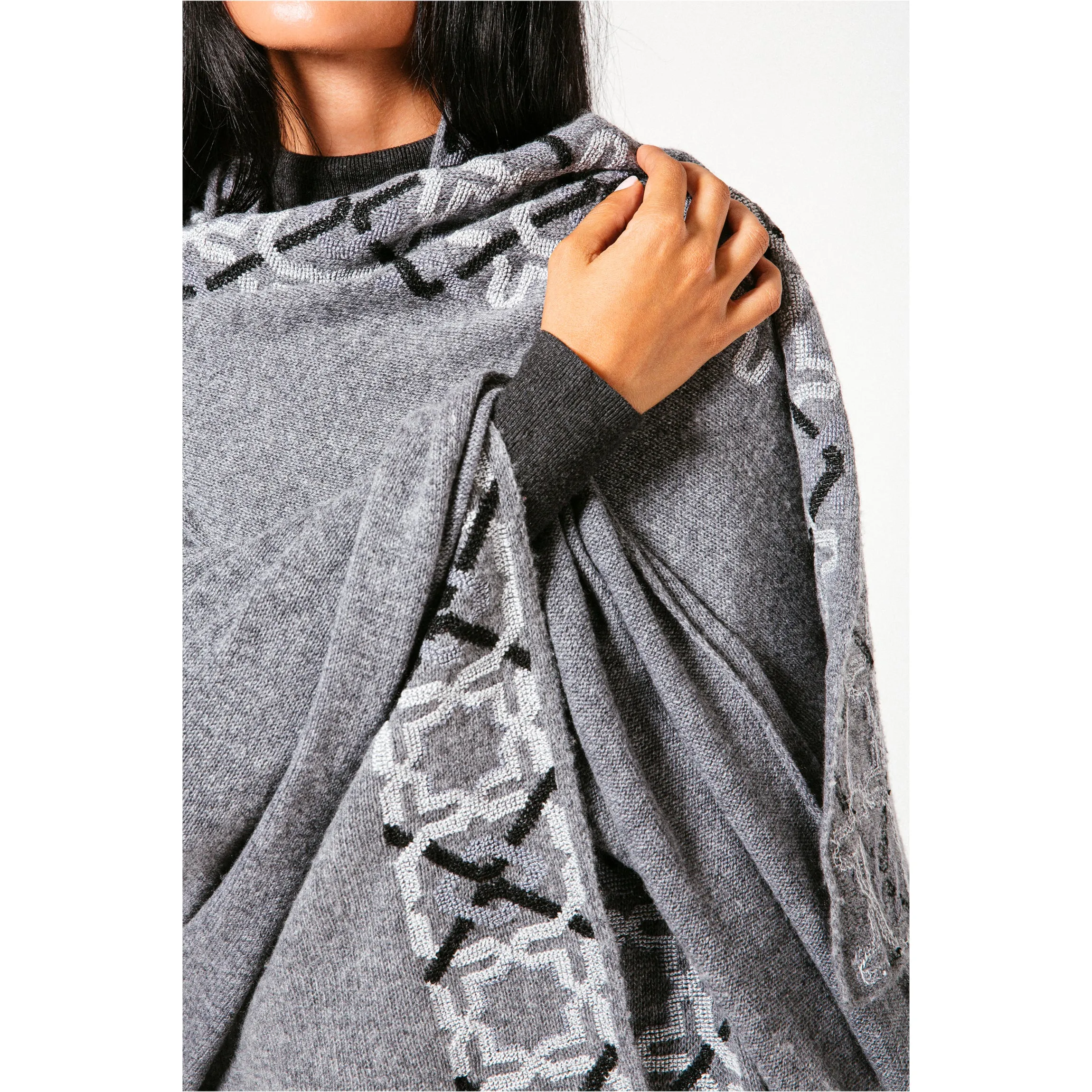 GRAY CASHMERE PONCHO