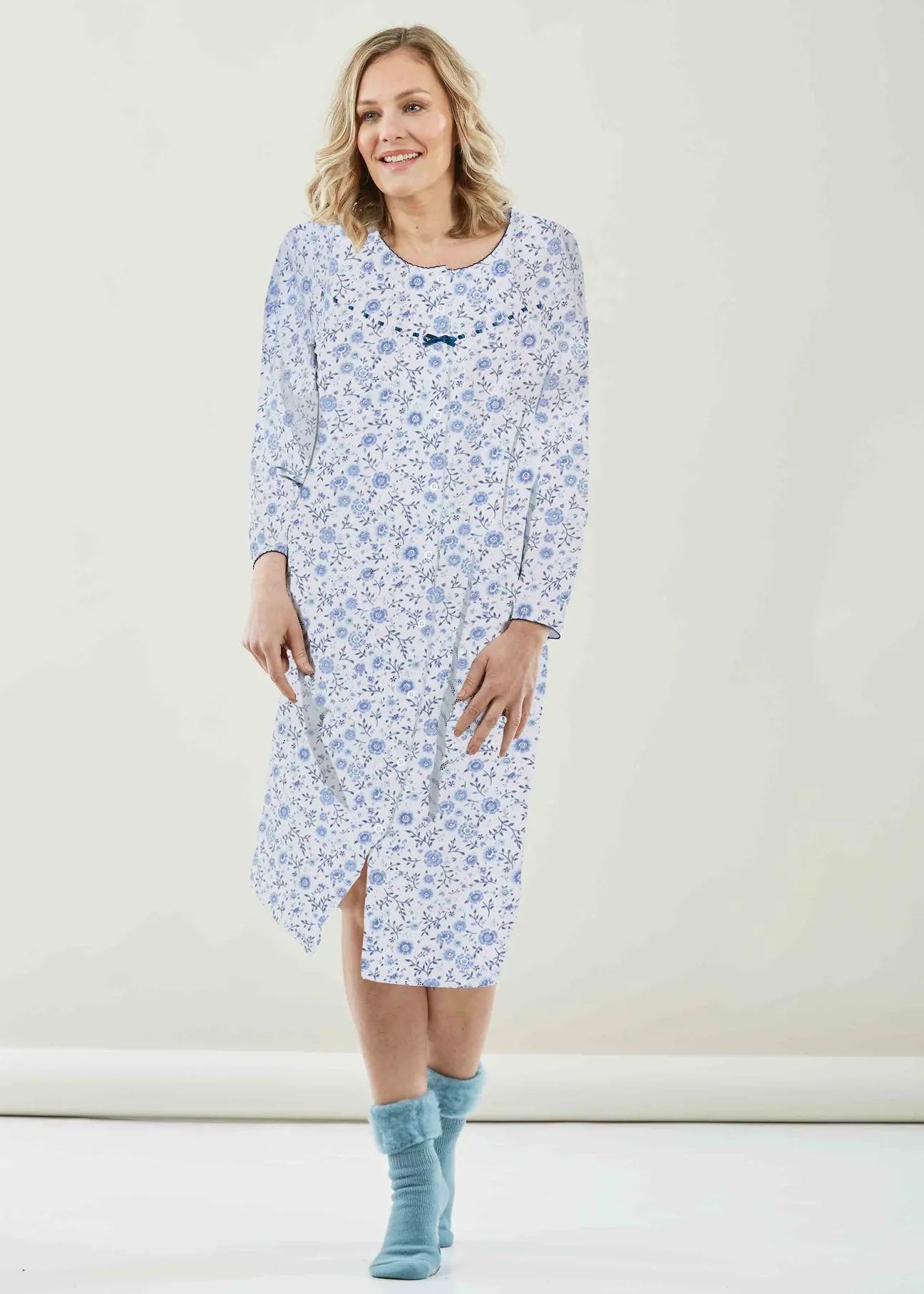 Janet Cotton Printed VELCRO® Brand Fastening Nightdress