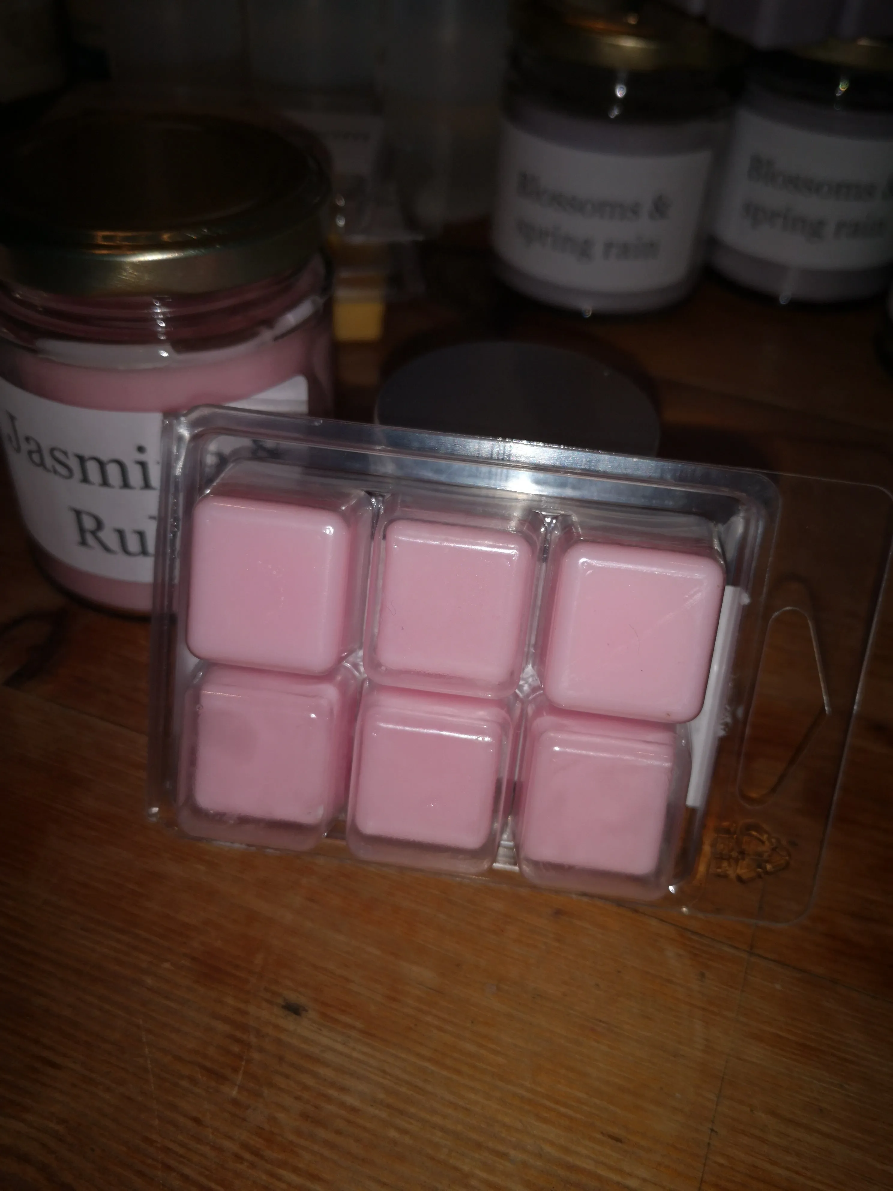 Jasmine & Ruby Soy wax melts and candles, hand poured in the Midlands,