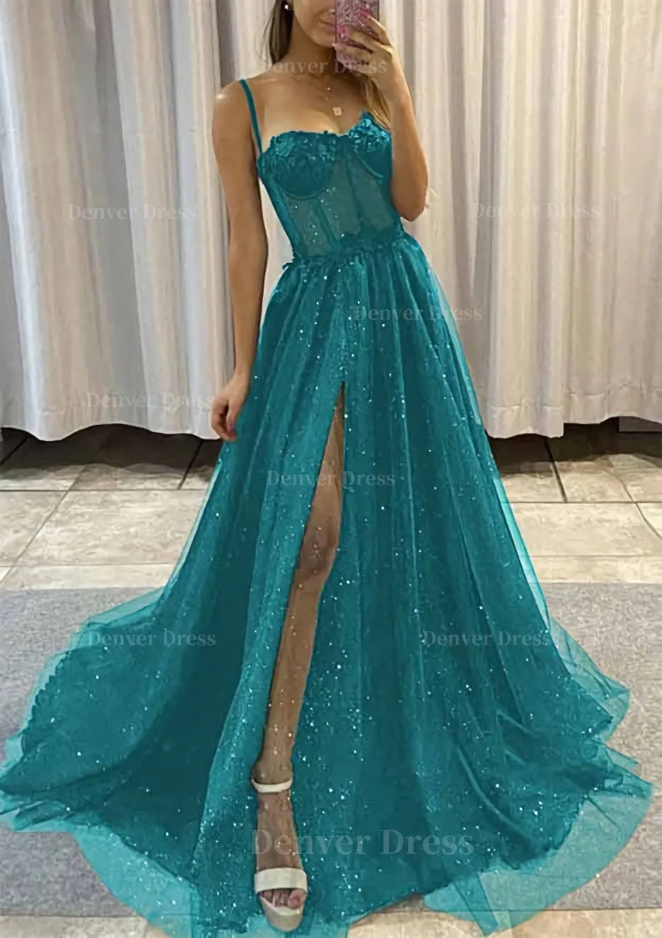 kamahe A-line Sweetheart Spaghetti Straps Sweep Train Tulle Glitter Prom Dress With Appliqued