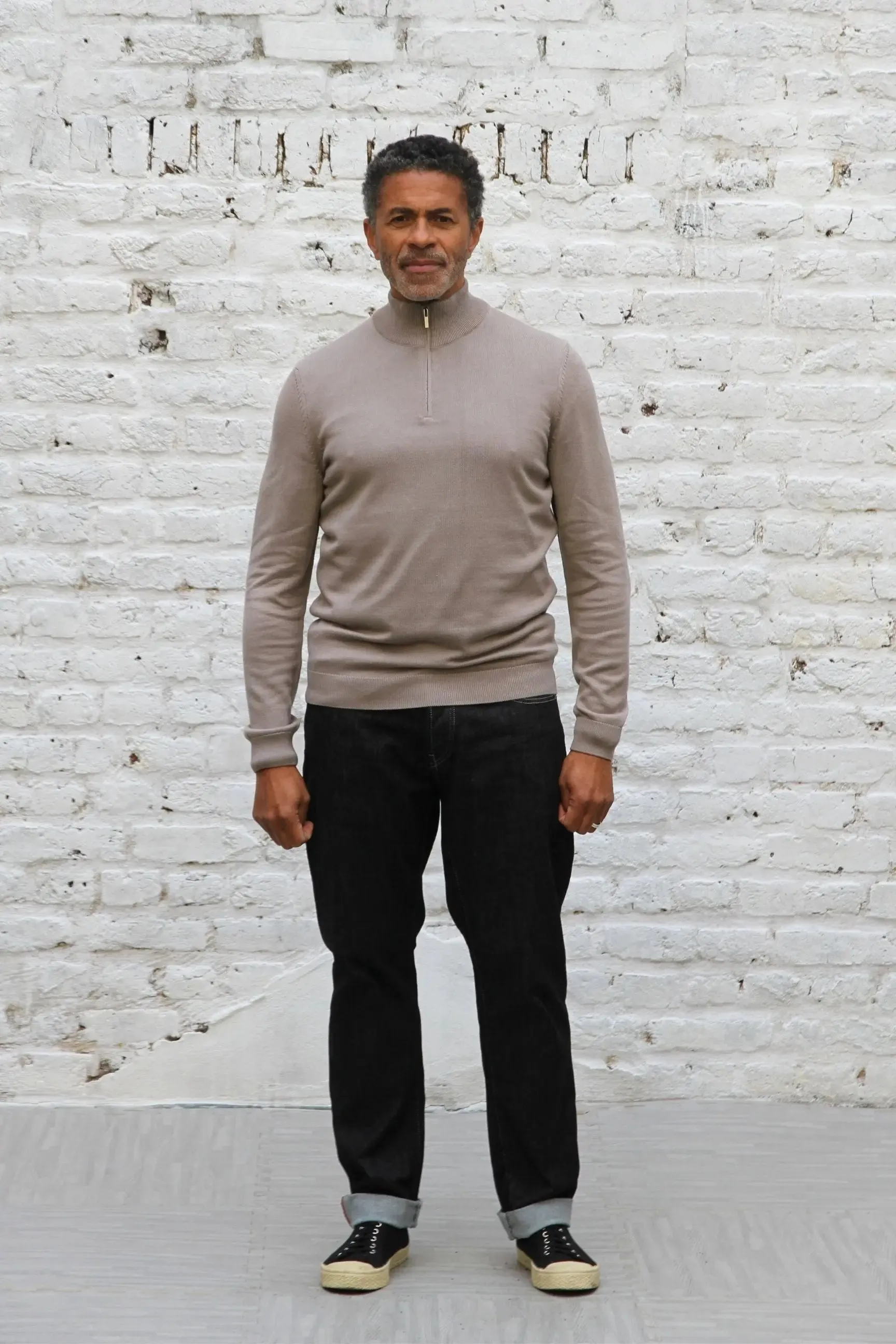 Kingley Knitted Quarter Zip Turtle Neck - Taupe