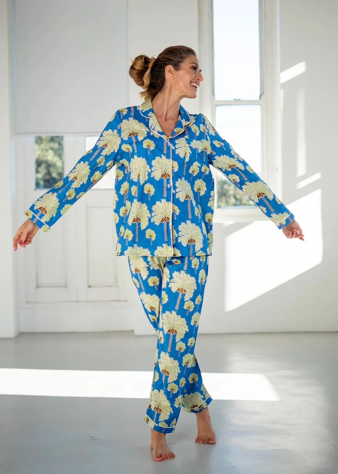 Long Sleeve Pyjama Set With Palm Print In Blue