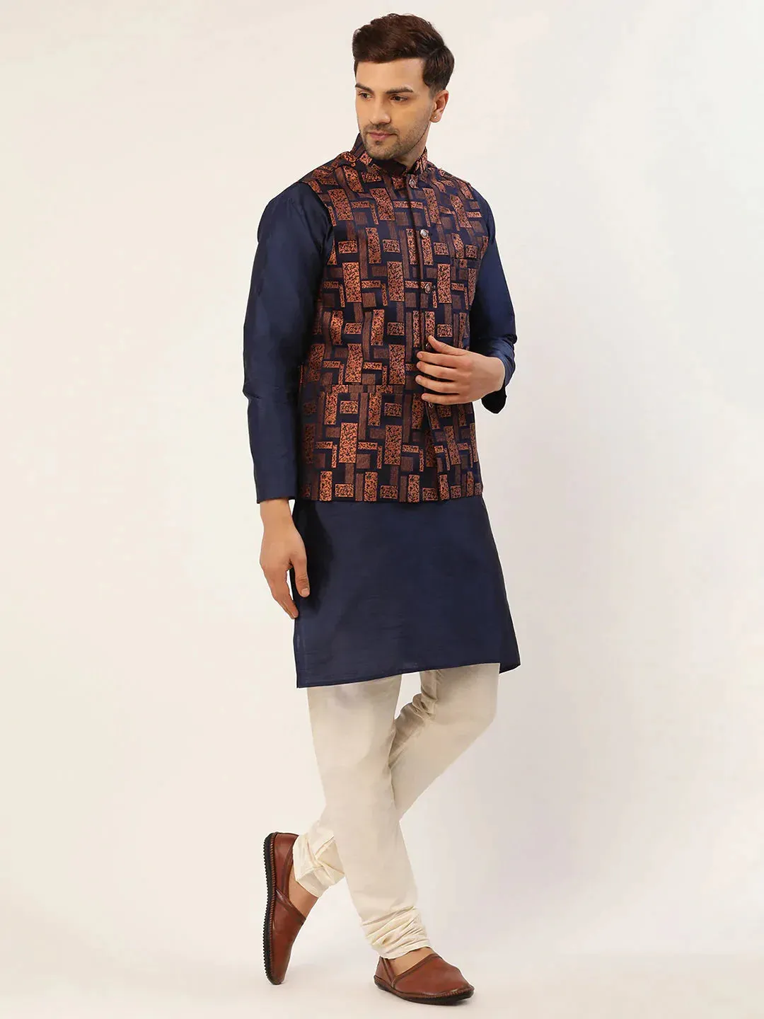 Men'S Solid Kurta Pyjama With Bronze Woven Design Nehru Jacket