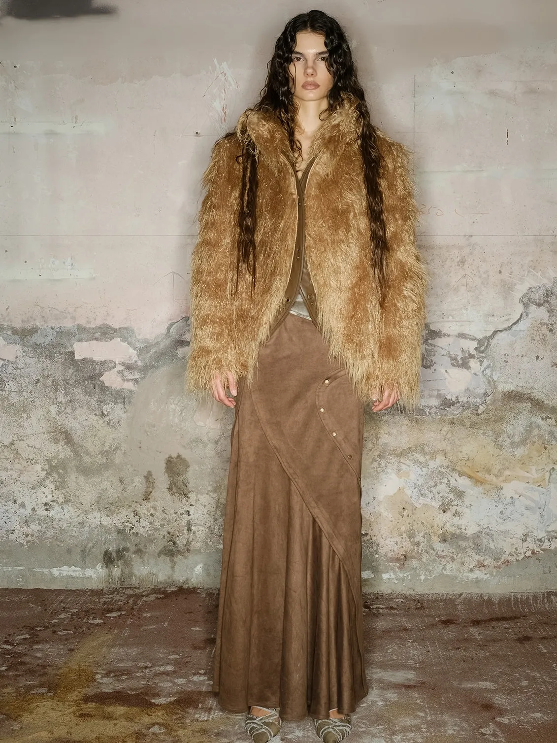 NORTH NODE Avant-Garde Shaggy Faux Fur Coat - Camel and Black