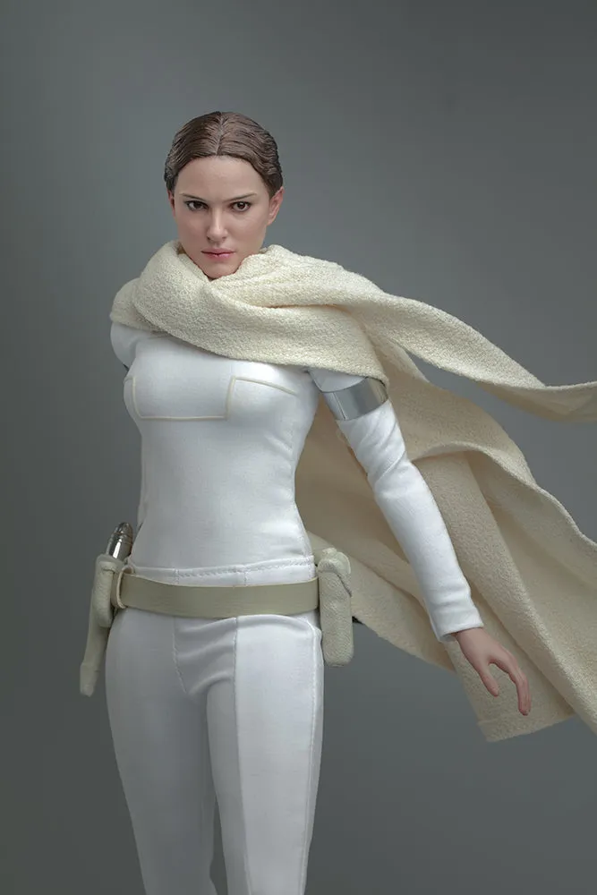 Padmé Amidala Sixth Scale Figure by Hot Toys