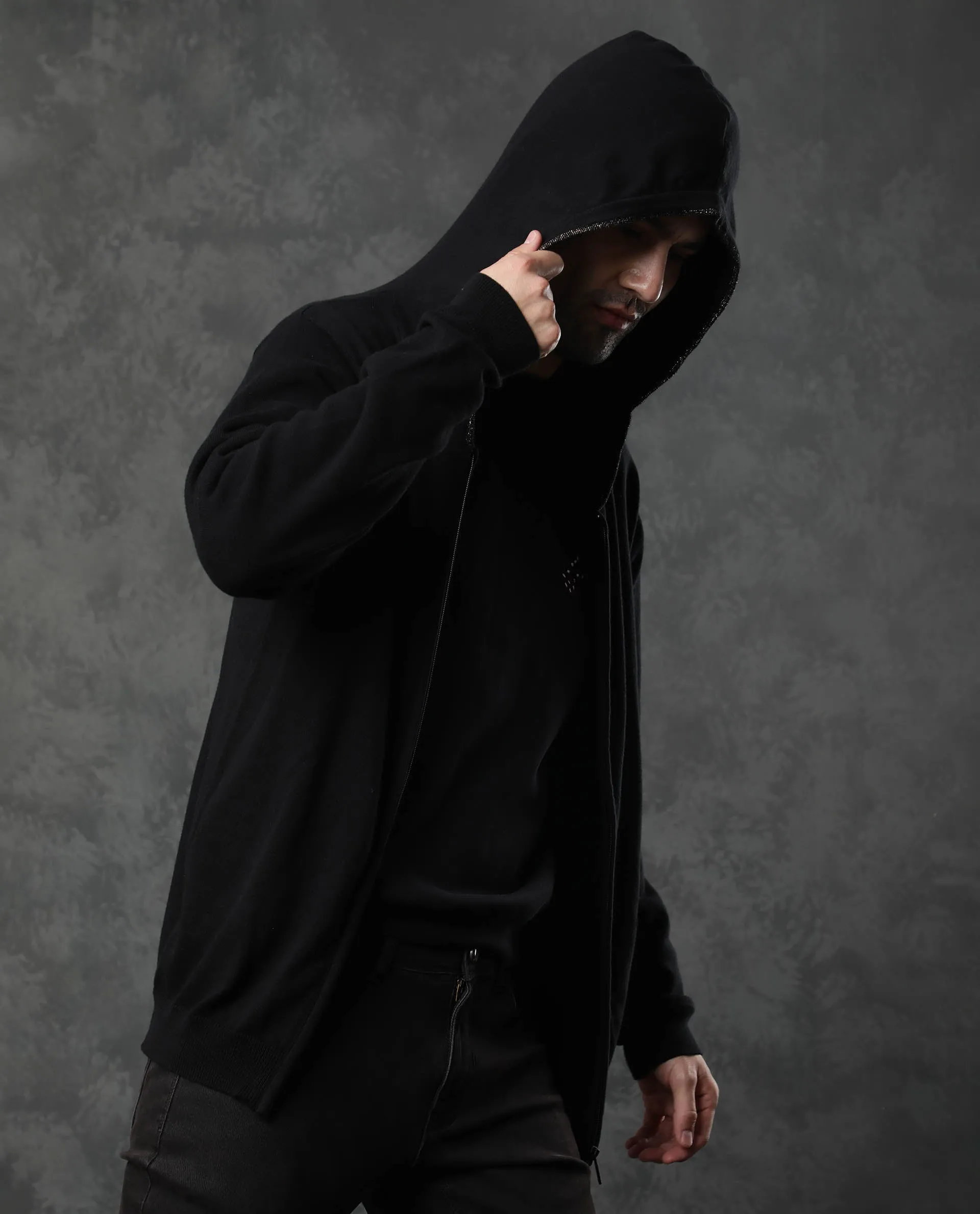 Rare Rabbit Men's Zarry Black Solid Hooded Pullover