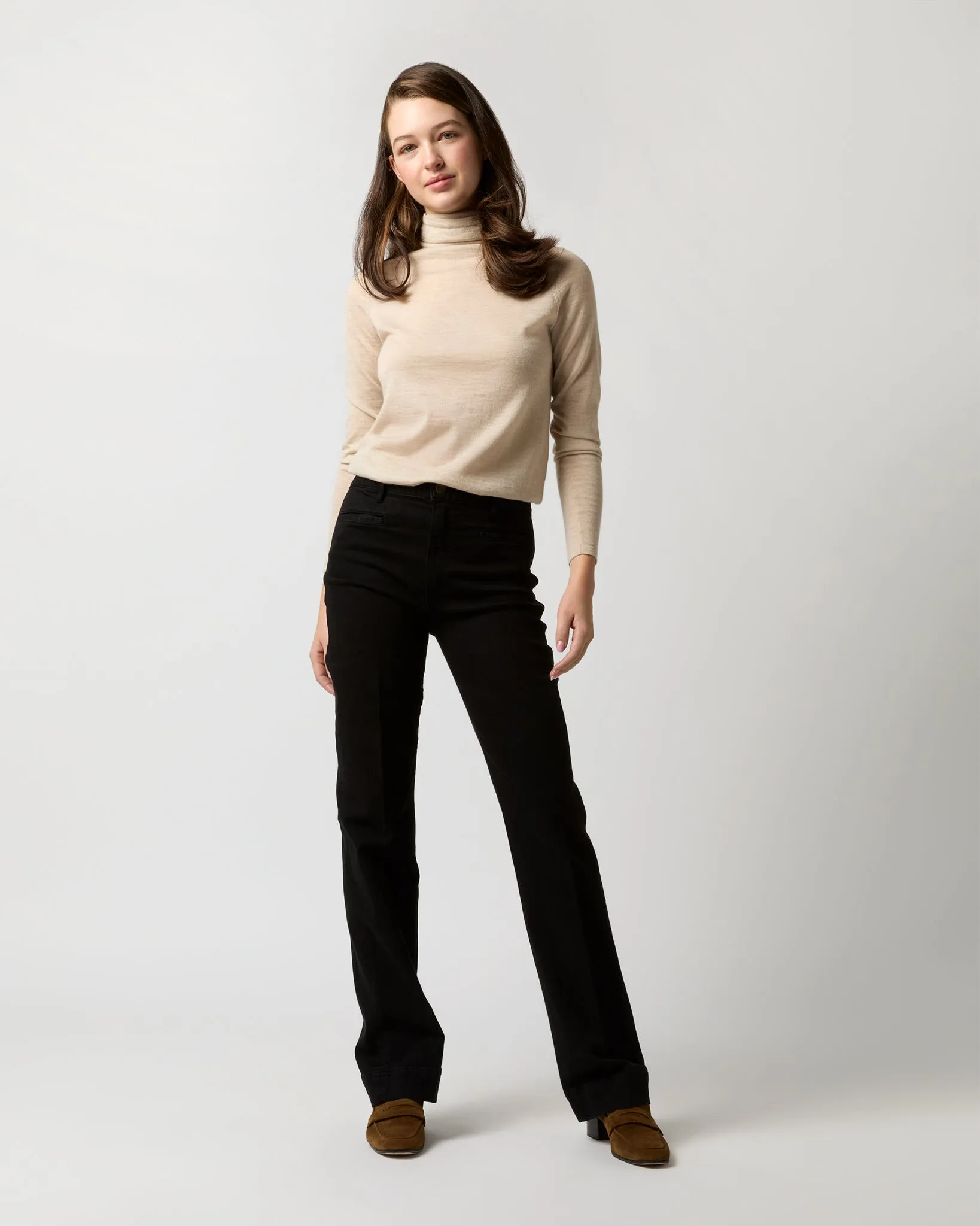 Superfine Funnel-Neck Sweater in Sandstone Cashmere