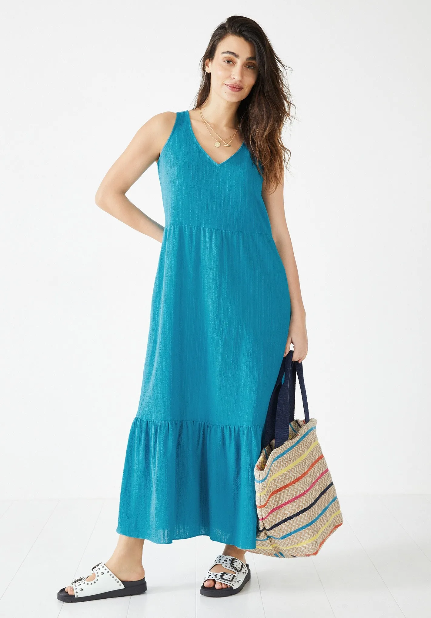 Textured Tiered Maxi Dress