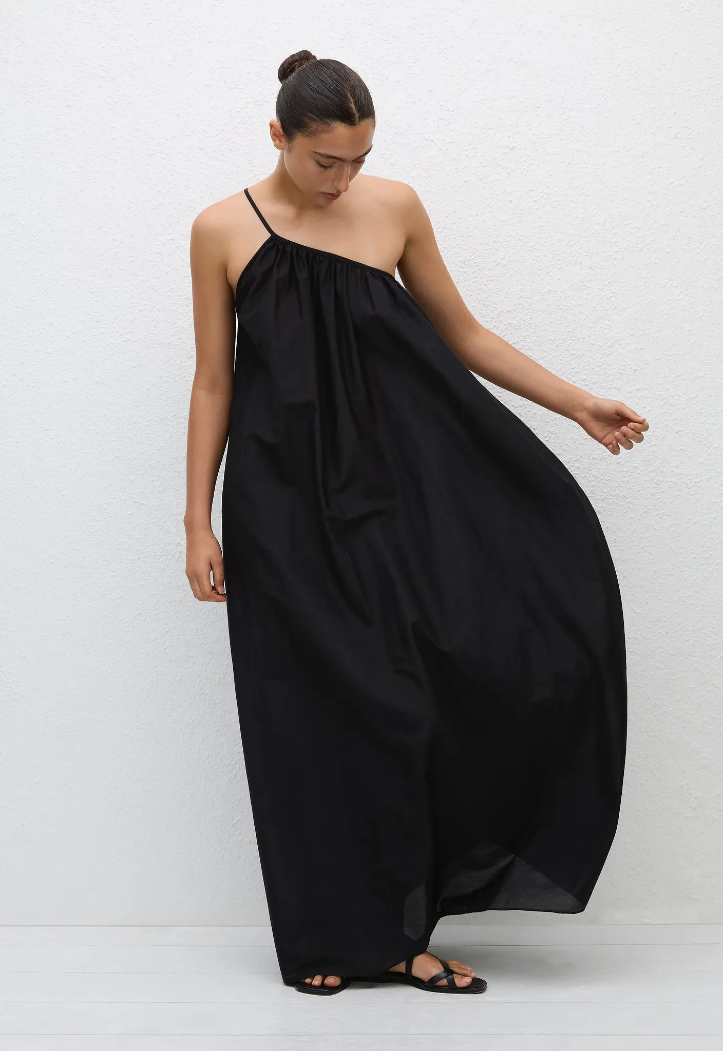 Voluminous One Shoulder Dress - Black