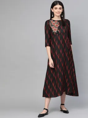 Women Black Embroidered Kurta