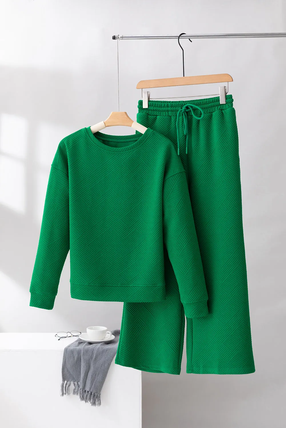 Women's 2 Piece Outfits Sweatsuit Casual Long Sleeve Pullover Tops and Drawstring Wide Leg Pants Lounge Sets