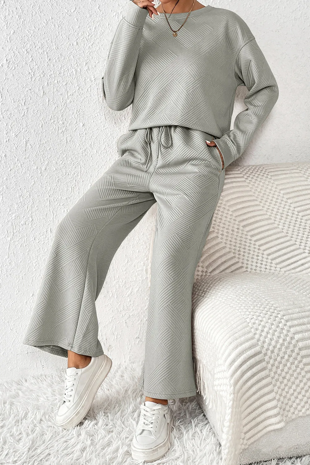 Women's 2 Piece Outfits Sweatsuit Casual Long Sleeve Pullover Tops and Drawstring Wide Leg Pants Lounge Sets